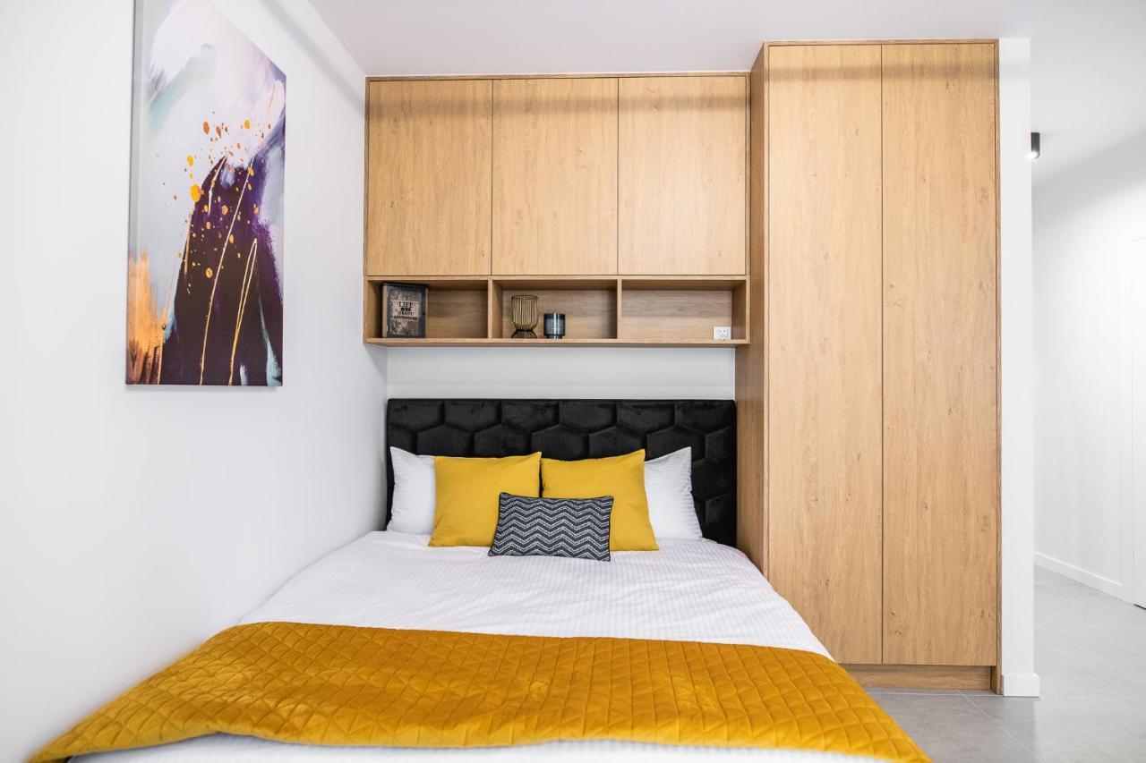 Mkm Apartments Lublin Buitenkant foto