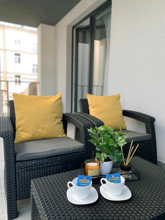 Mkm Apartments Lublin Buitenkant foto