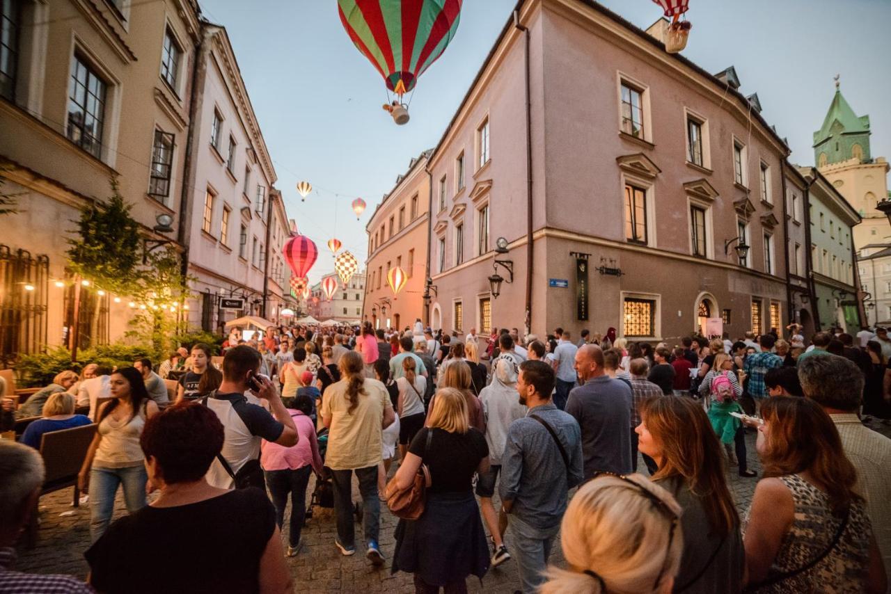 Mkm Apartments Lublin Buitenkant foto